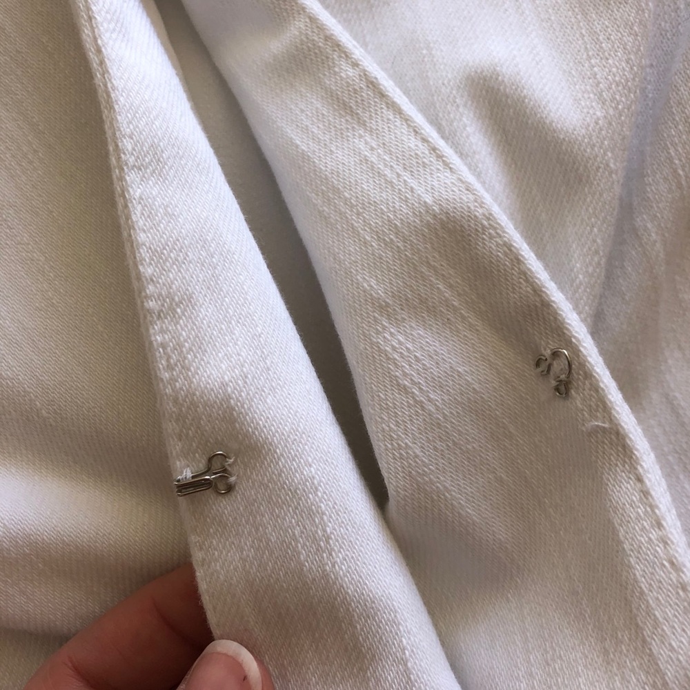 White Blazer With Ruffle Sleeves - Picture 9 of 9